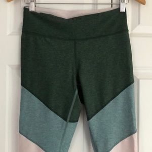 Outdoor voices leggings